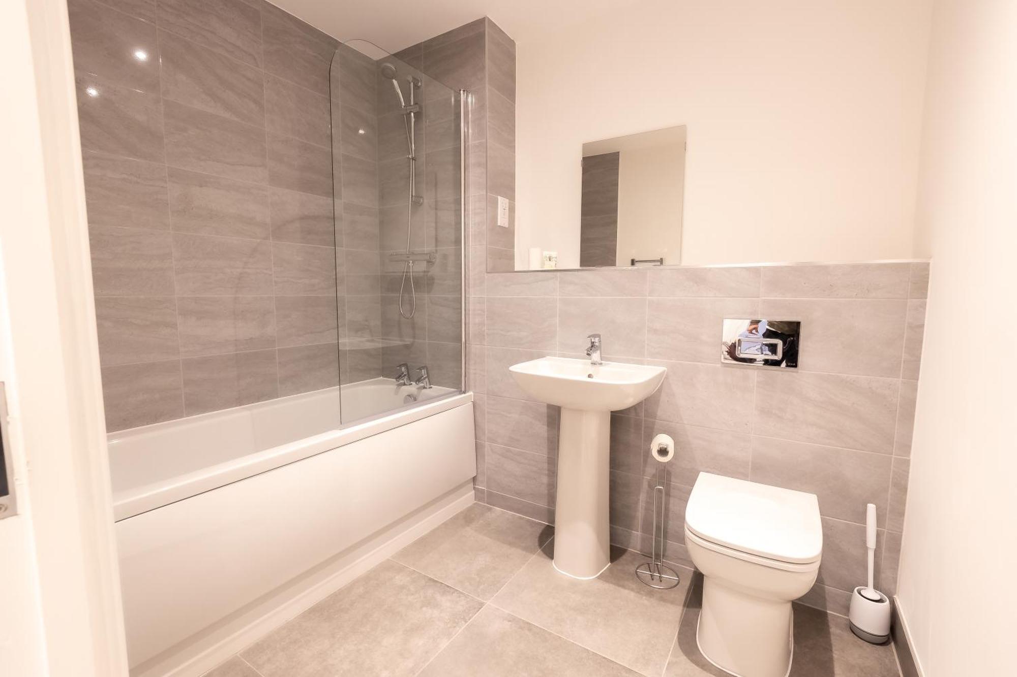 Pristine 1 And 2 Bedroom Apartments Near Business District By Belvilla เบอร์มิงแฮม ภายนอก รูปภาพ