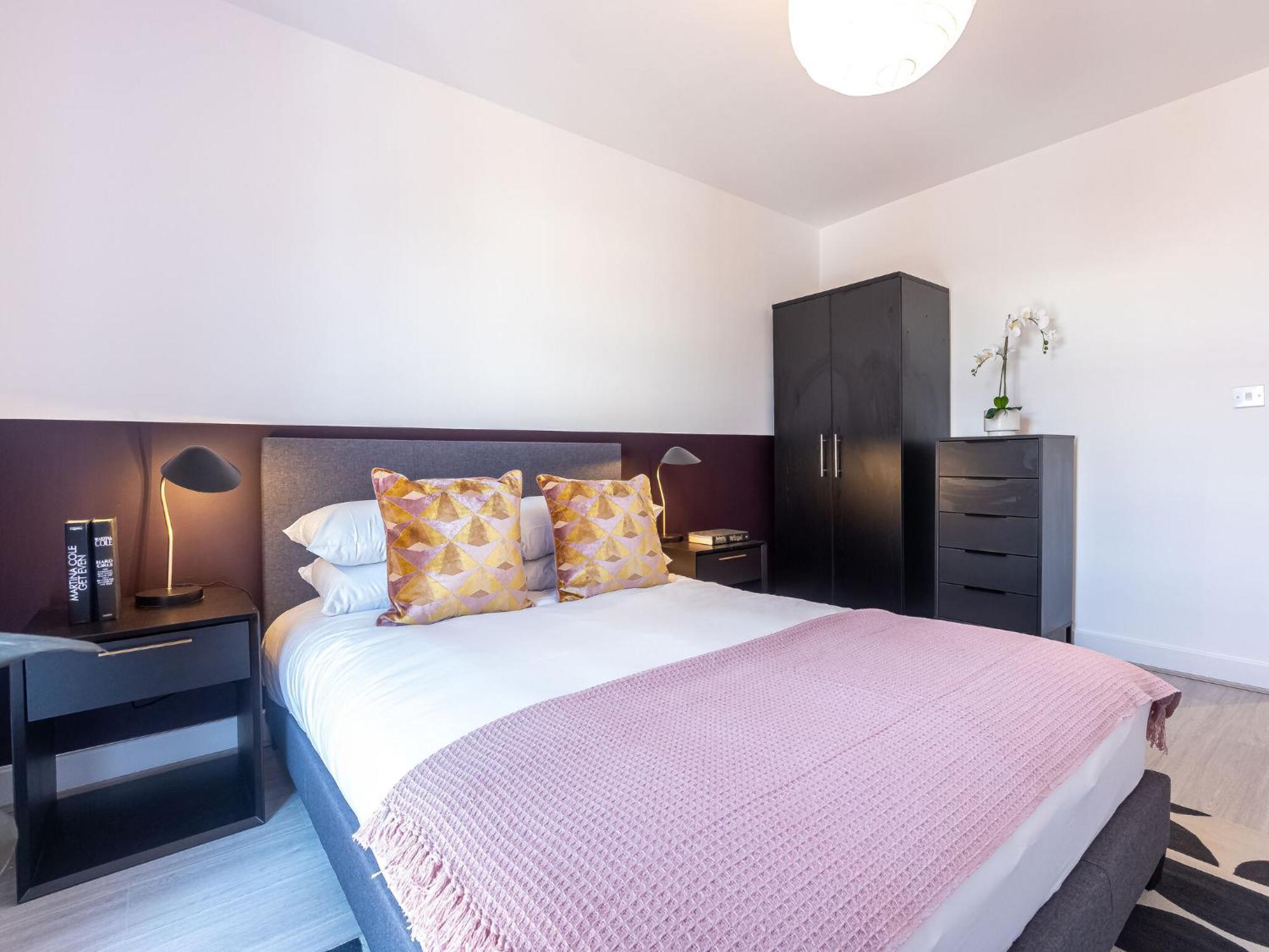 Pristine 1 And 2 Bedroom Apartments Near Business District By Belvilla เบอร์มิงแฮม ภายนอก รูปภาพ