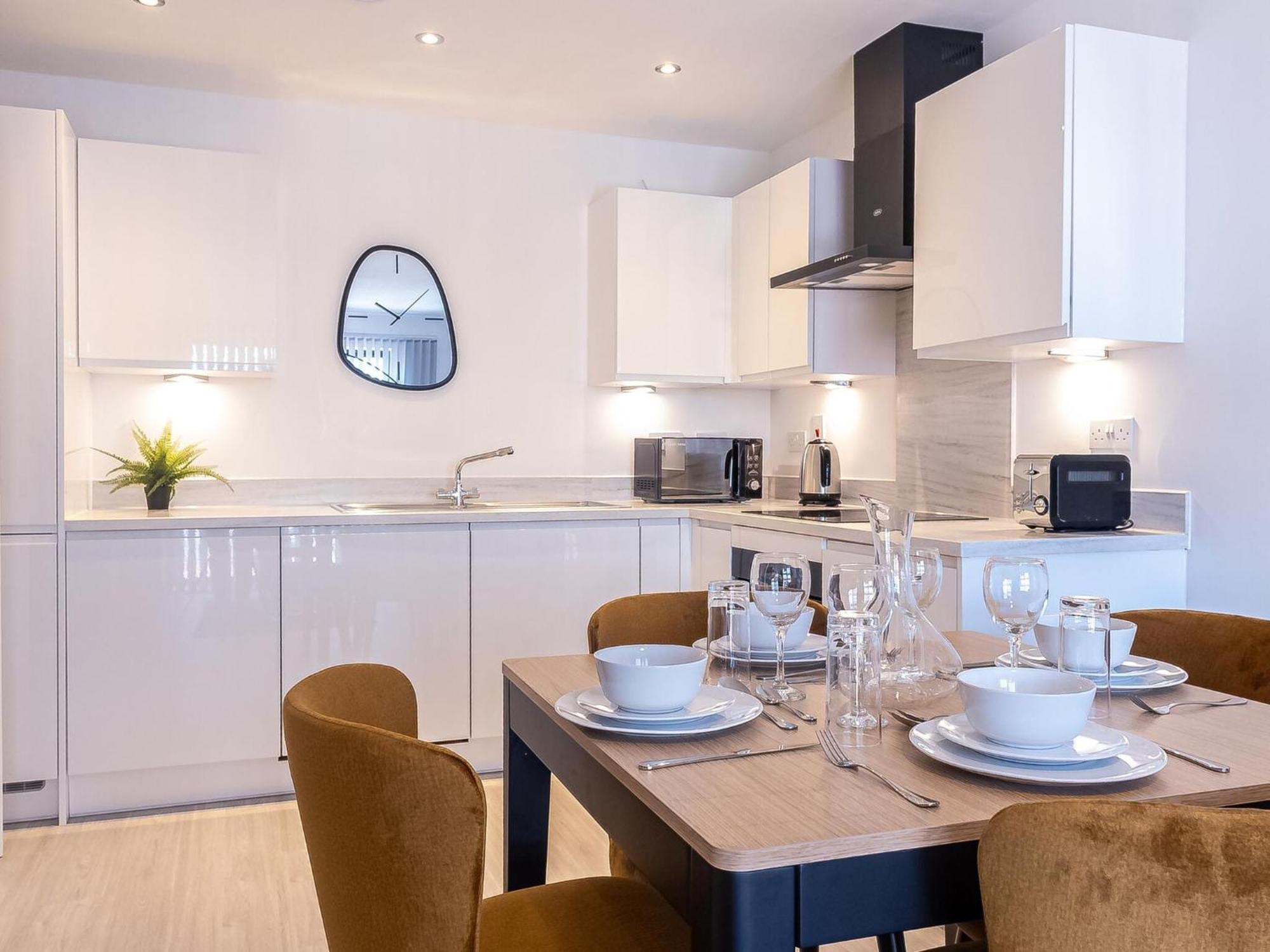 Pristine 1 And 2 Bedroom Apartments Near Business District By Belvilla เบอร์มิงแฮม ภายนอก รูปภาพ