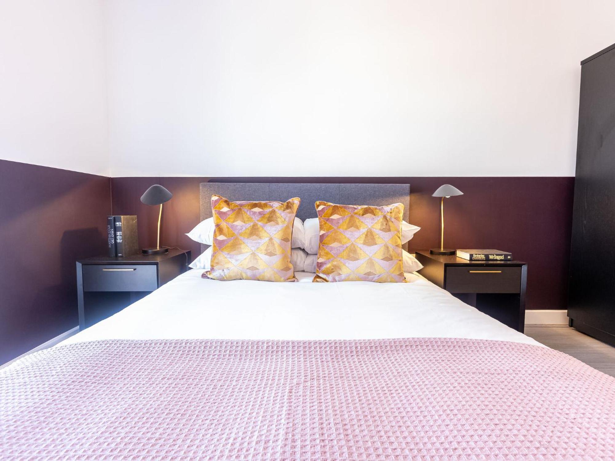 Pristine 1 And 2 Bedroom Apartments Near Business District By Belvilla เบอร์มิงแฮม ภายนอก รูปภาพ